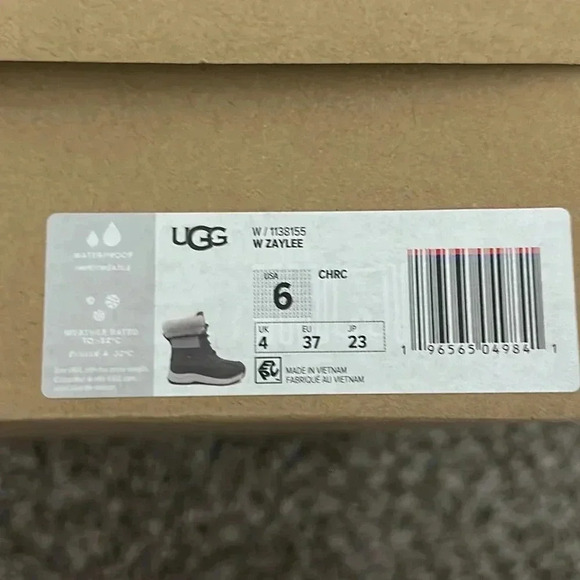 UGG Zaylee Waterproof Leather Boot - Picture 8 of 8